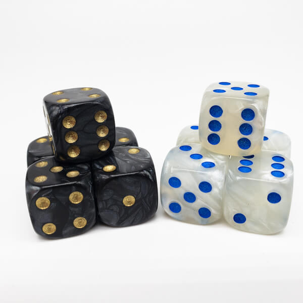 war of the ring collector's edition dice